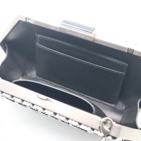 Oscar De La Renta Beaded Trapezoid Chained Clutch Bag - Picture 7 of 10